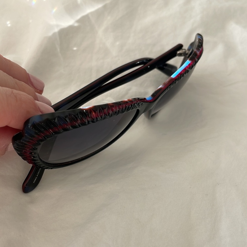 Alexander McQueen Cateye Butterfly Wing Blue and Burgundy Sunglasses with Case - Picture 15 of 15